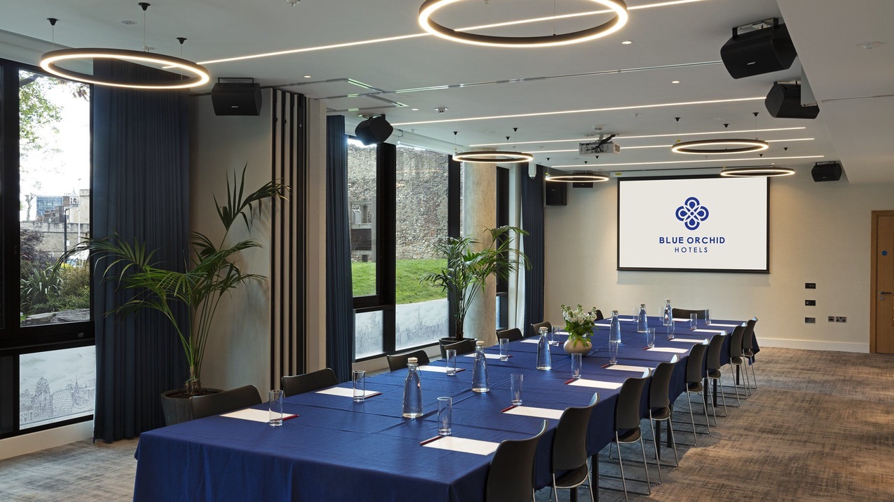 Photo of Others in Tower Hill