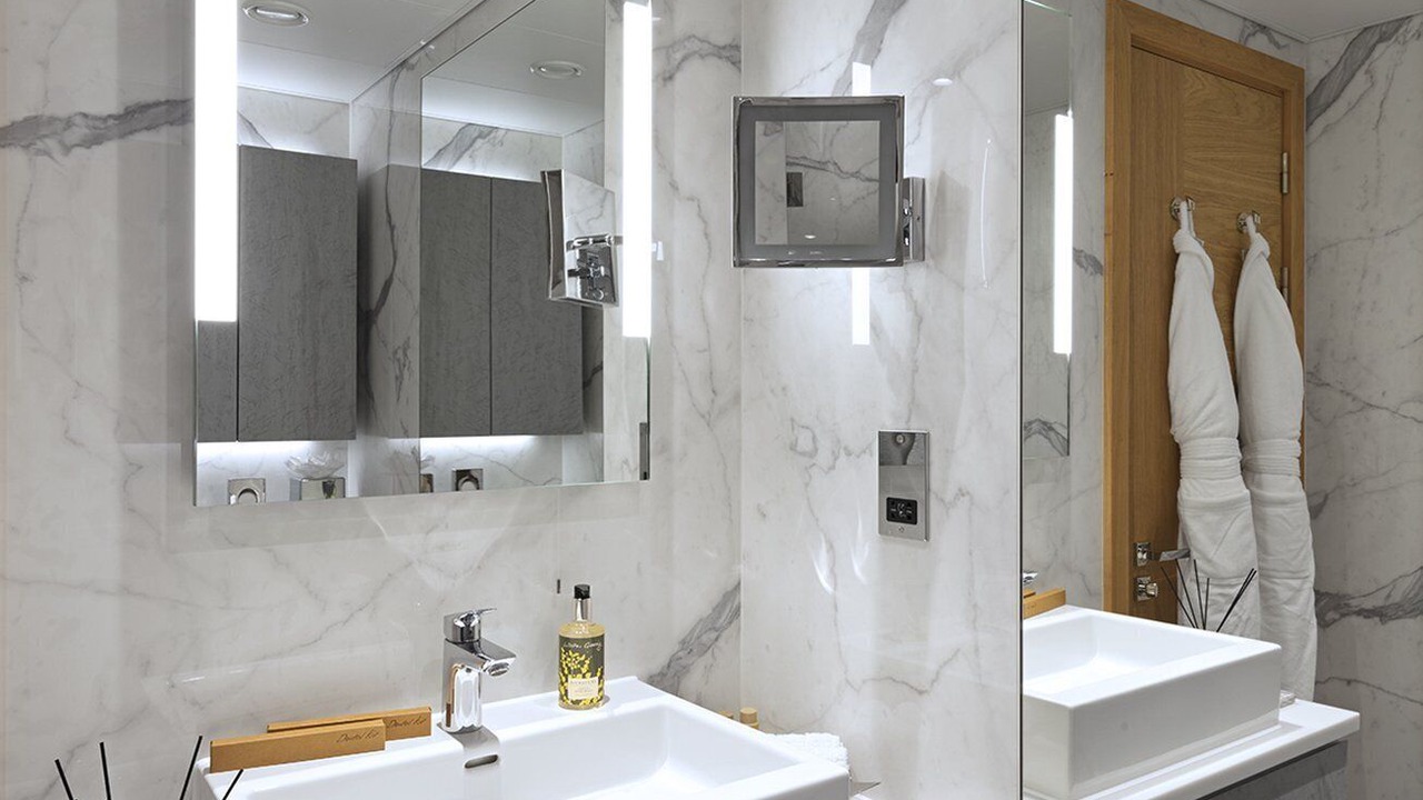 Photo of Others in Tower Hill