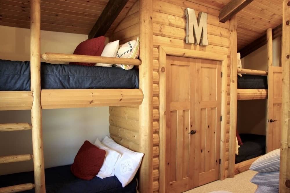 Photo of Bedroom in Kingman