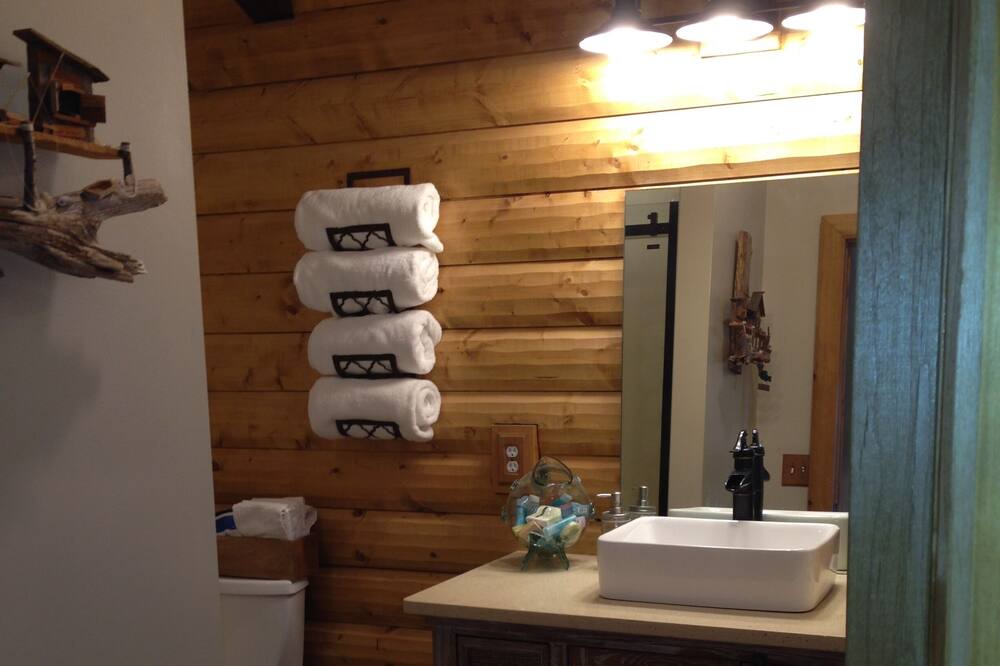 Photo of Bathroom in Kingman