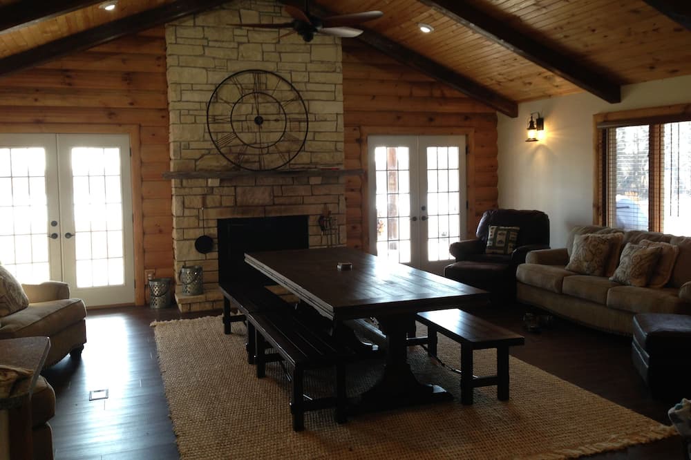 Photo of Livingroom in Kingman