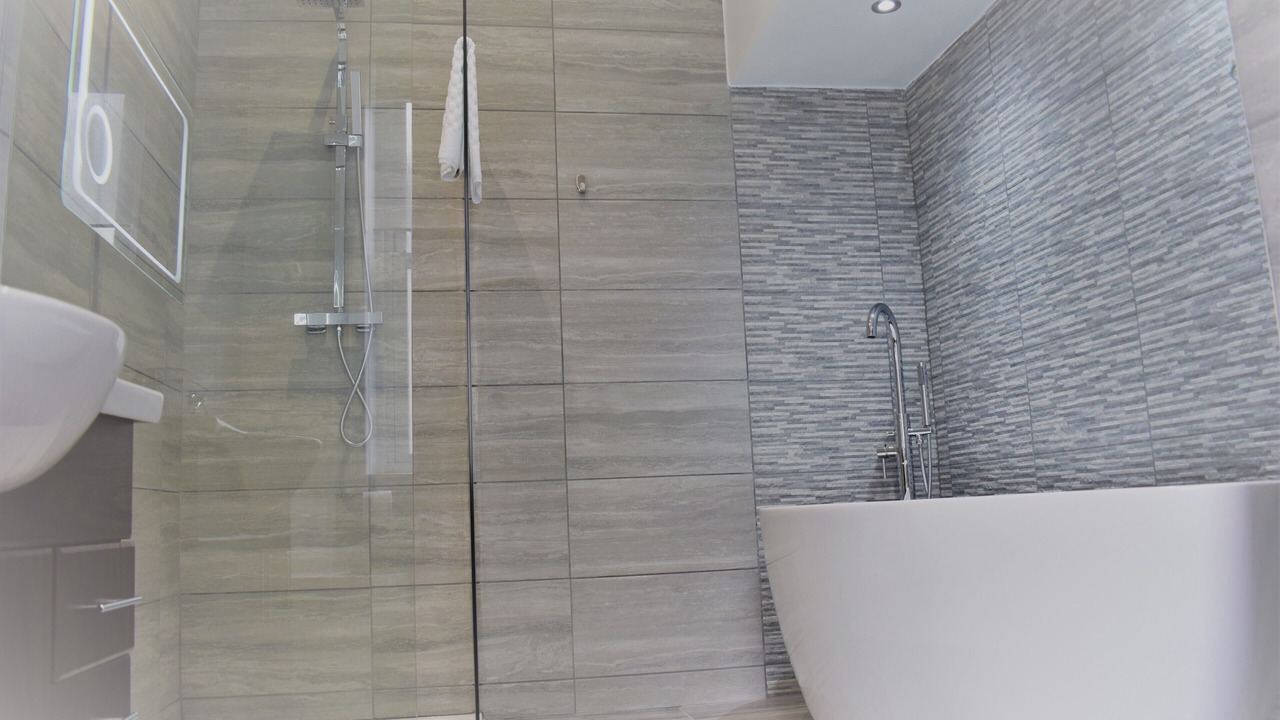 Photo of Bathroom in Gatehouse-of-Fleet