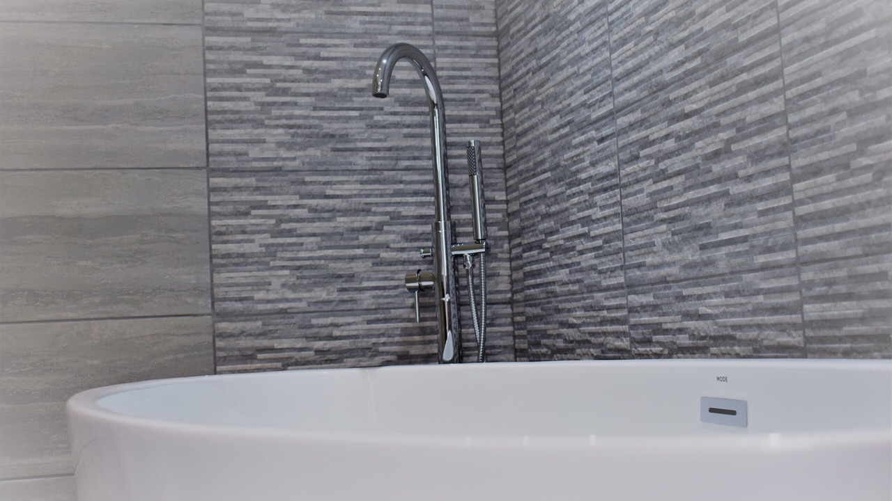 Photo of Bathroom in Gatehouse-of-Fleet