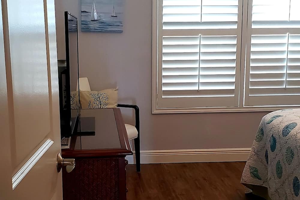 Photo of Bedroom in Rockport