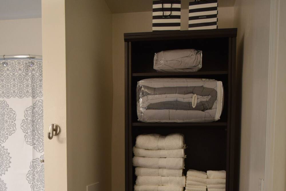 Photo of Bathroom in Lyndon