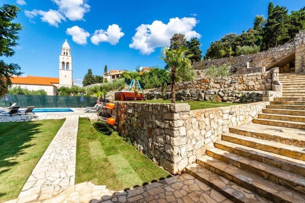 Photo of Outdoor in Cove Tri Zala (Zrnovo)