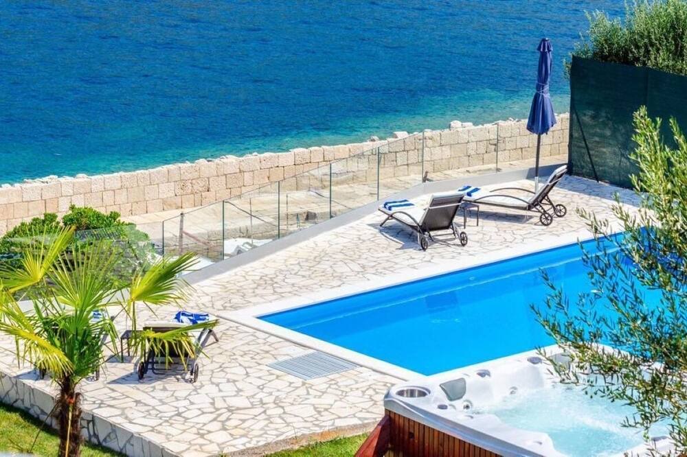 Photo of Outdoor in Cove Tri Zala (Zrnovo)