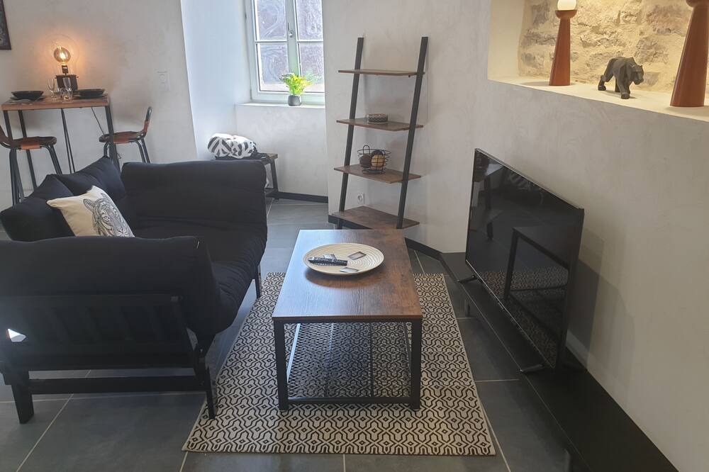 Photo of Livingroom in Paroisse Saint-Vincent-de-Paul