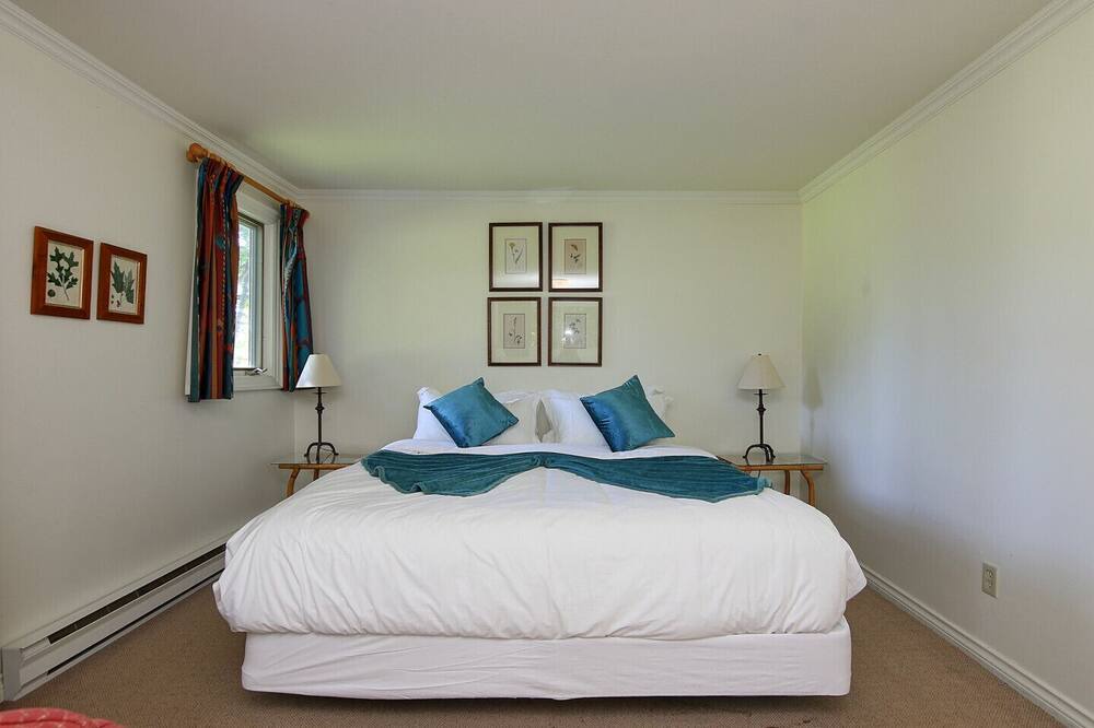Photo of Bedroom in Sutton