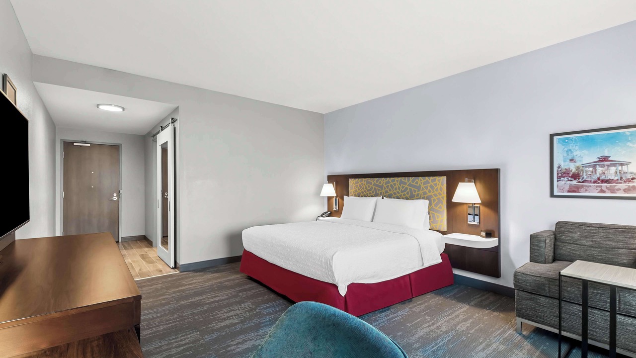 Photo of Bedroom in Farmers Branch