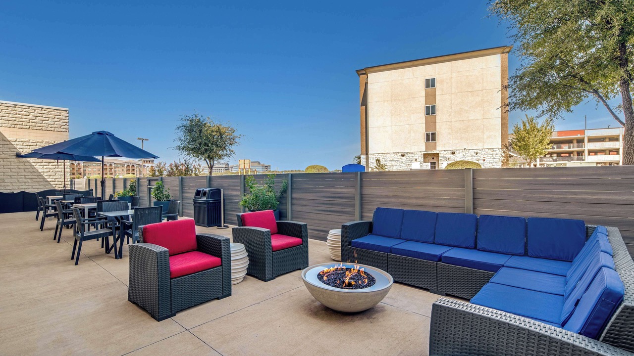 Photo of Patio Balcony in Farmers Branch