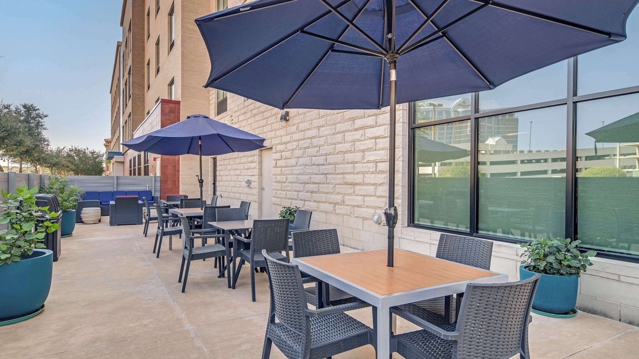 Photo of Patio Balcony in Farmers Branch
