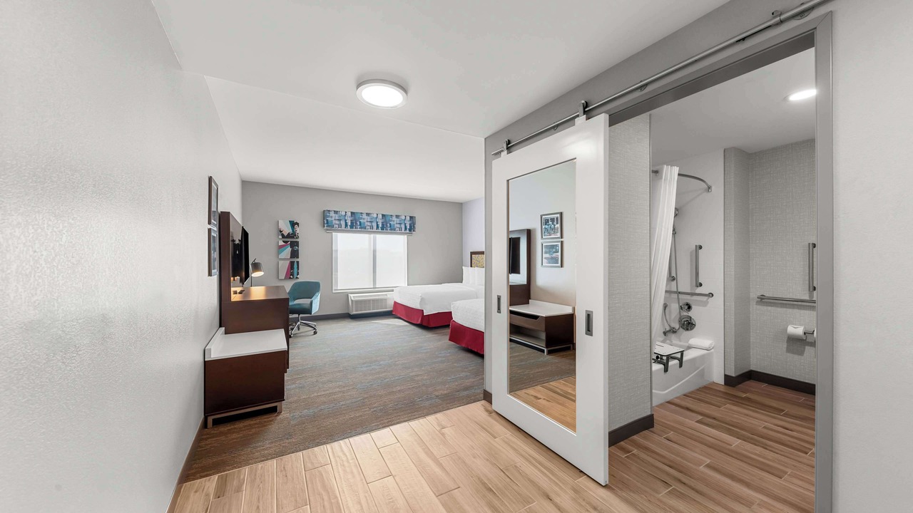 Photo of Bedroom in Farmers Branch