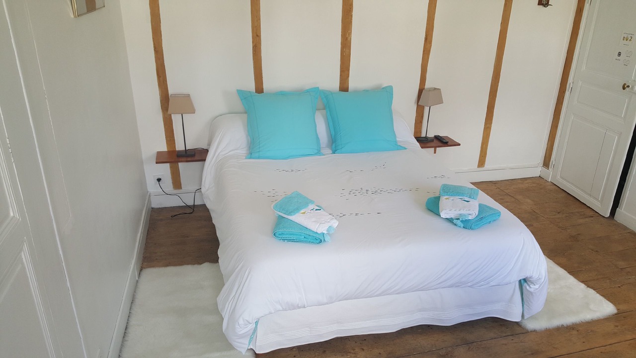 Photo of Bedroom in Saints