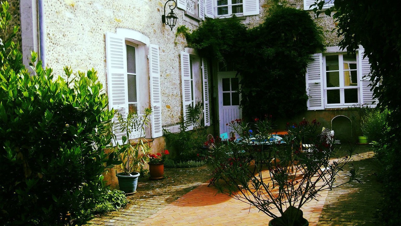 Photo of Outdoor in Saints