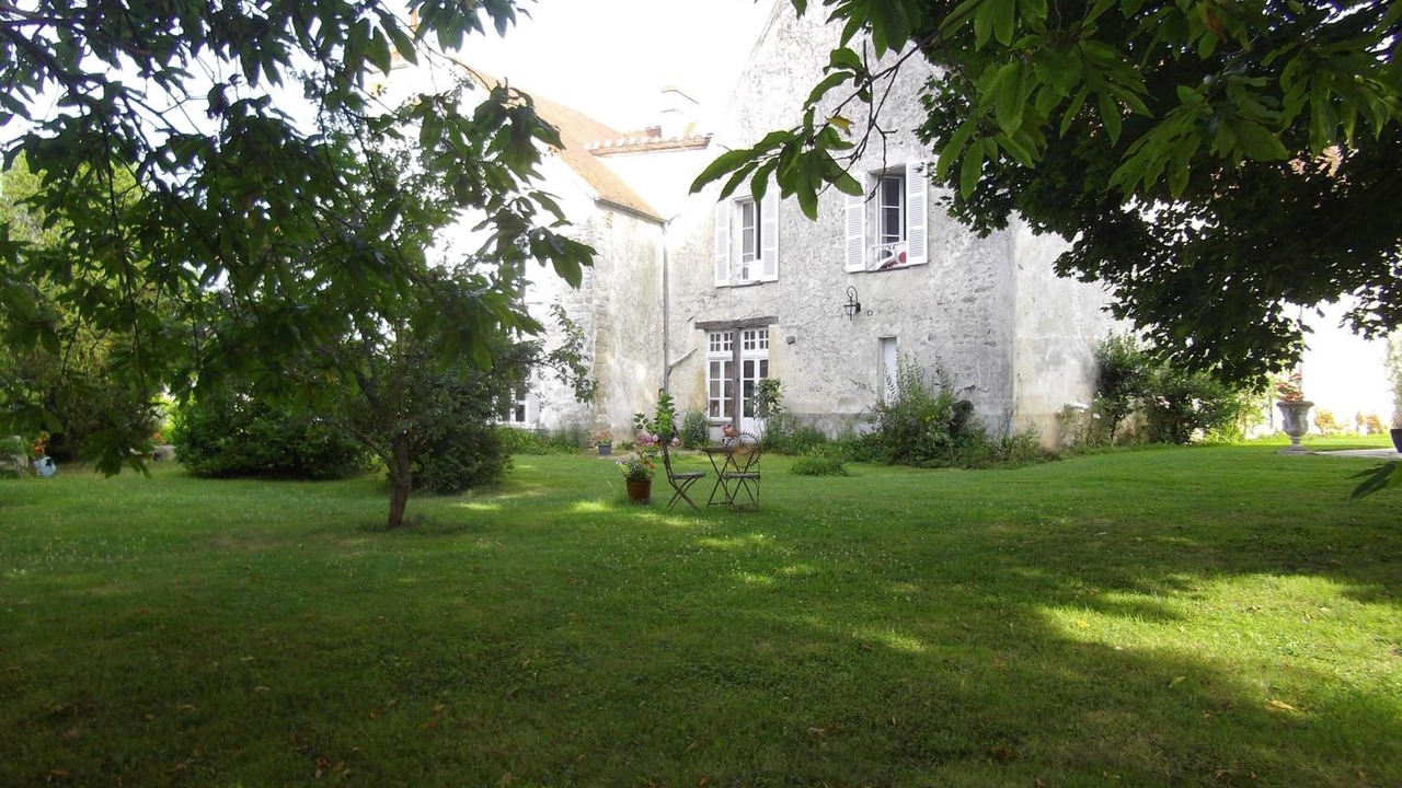 Photo of Outdoor in Saints