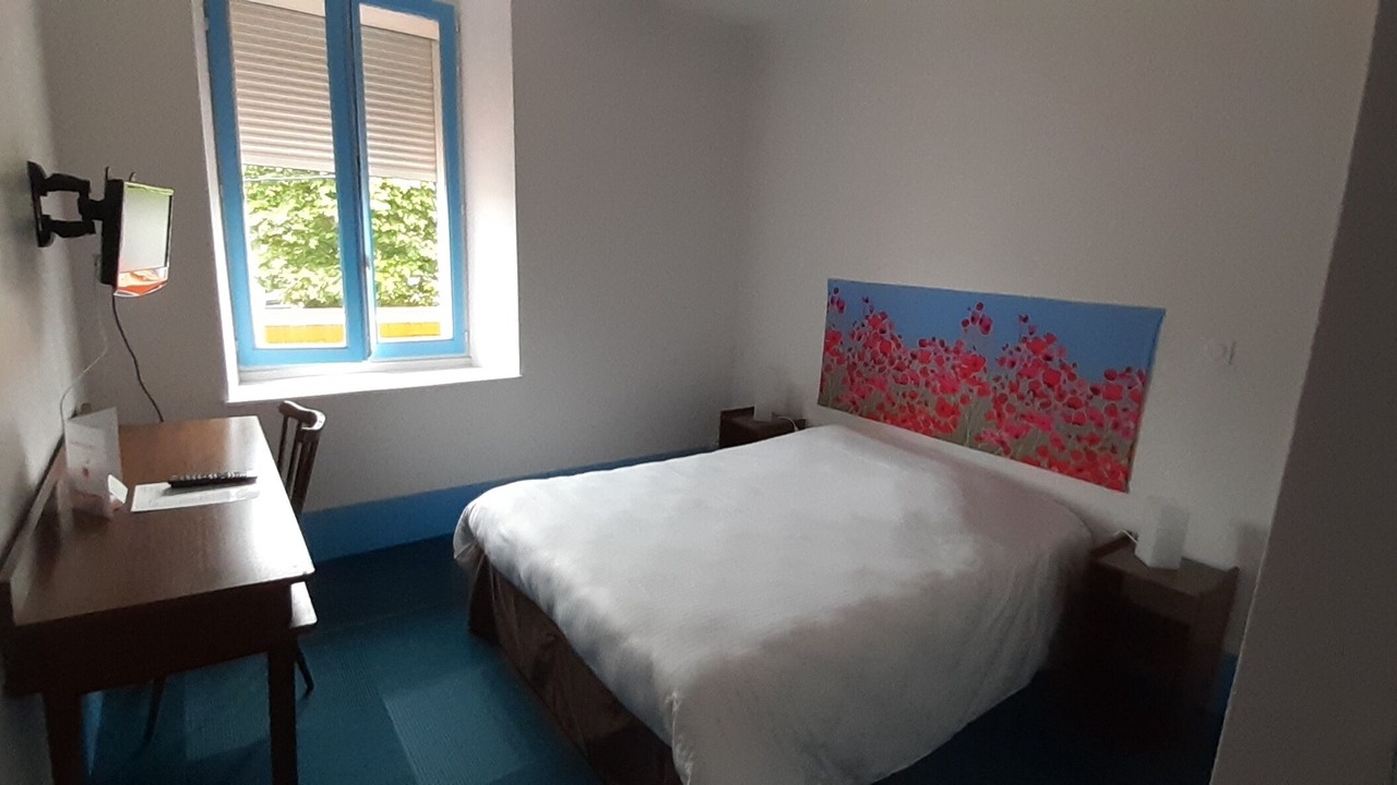 Photo of Bedroom in La Tour-du-Pin