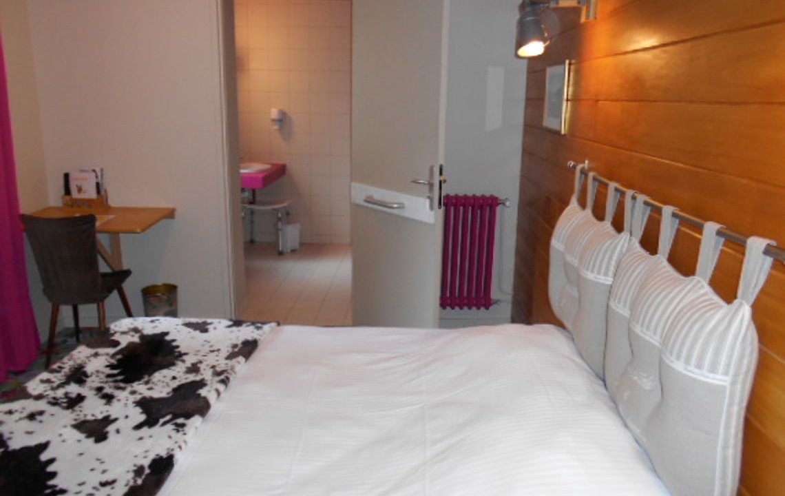 Photo of Bedroom in La Tour-du-Pin