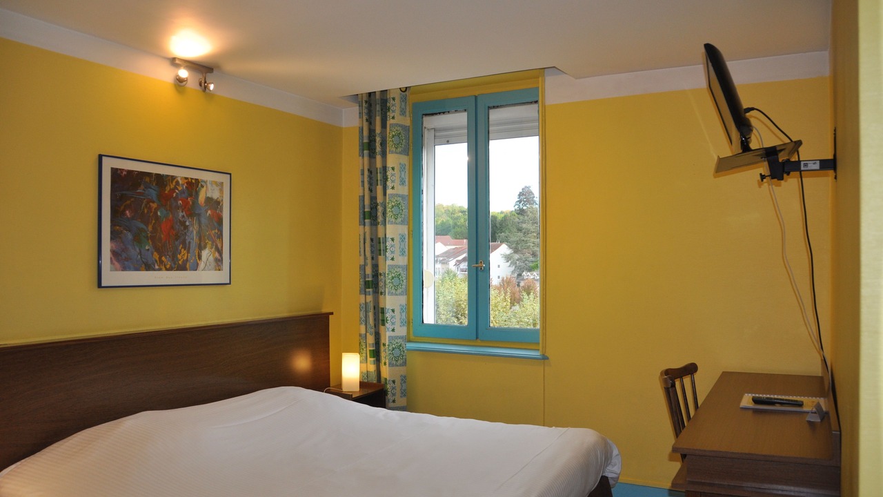 Photo of Bedroom in La Tour-du-Pin