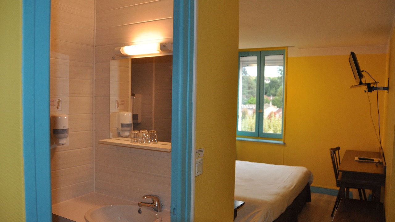 Photo of Bathroom in La Tour-du-Pin