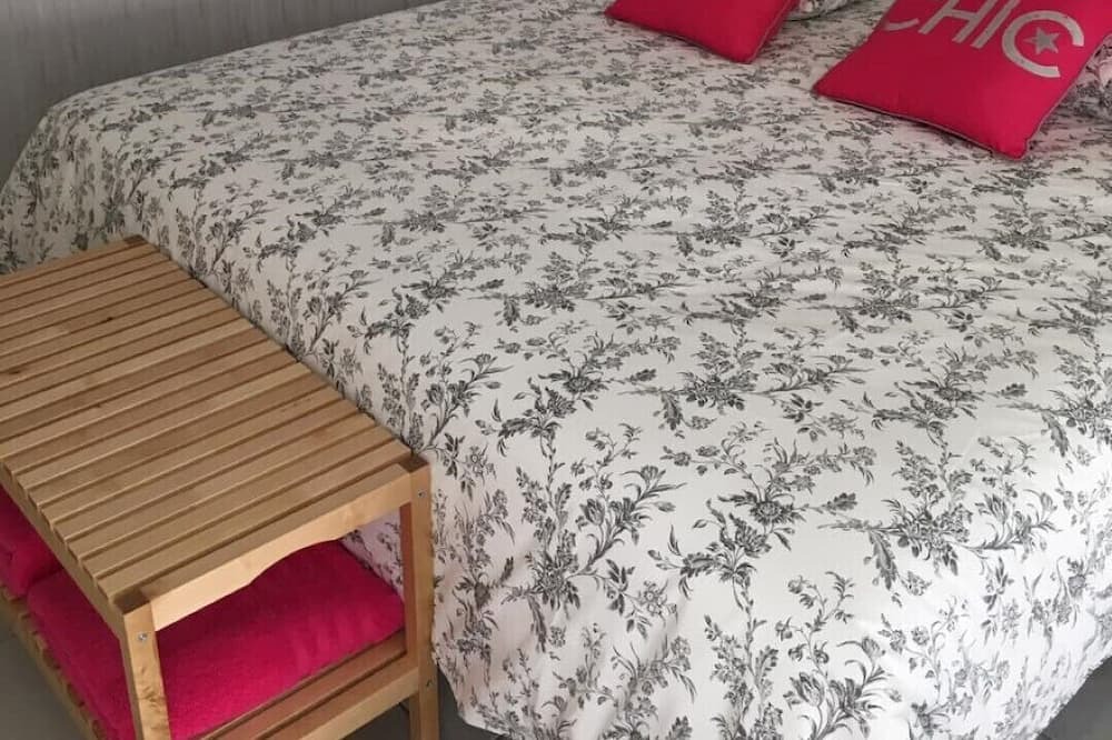 Photo of Bedroom in Chateau-Thebaud