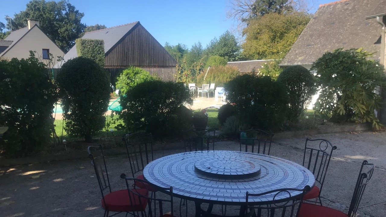 Photo of Patio Balcony in Saint-Brice-en-Cogles