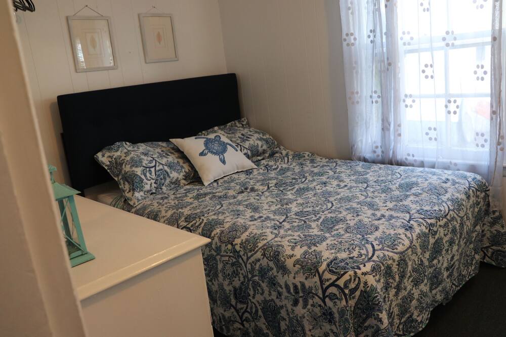 Photo of Bedroom in Old Orchard Beach
