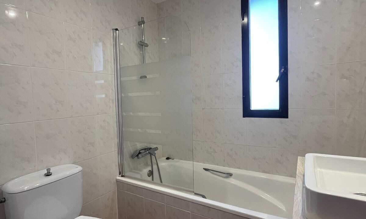 Photo of Bathroom in Plasencia del Monte