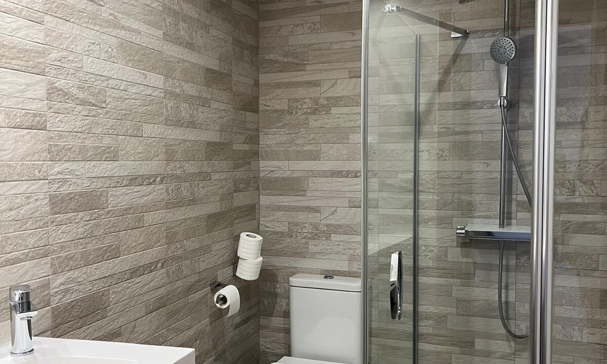 Photo of Bathroom in Plasencia del Monte