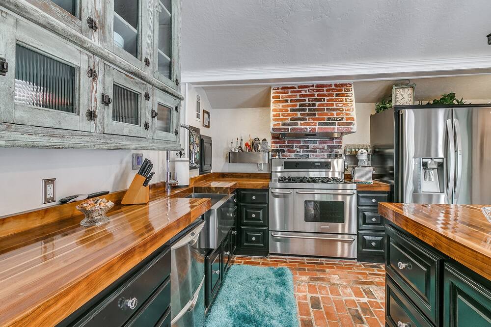 Photo of Kitchen in Guthrie