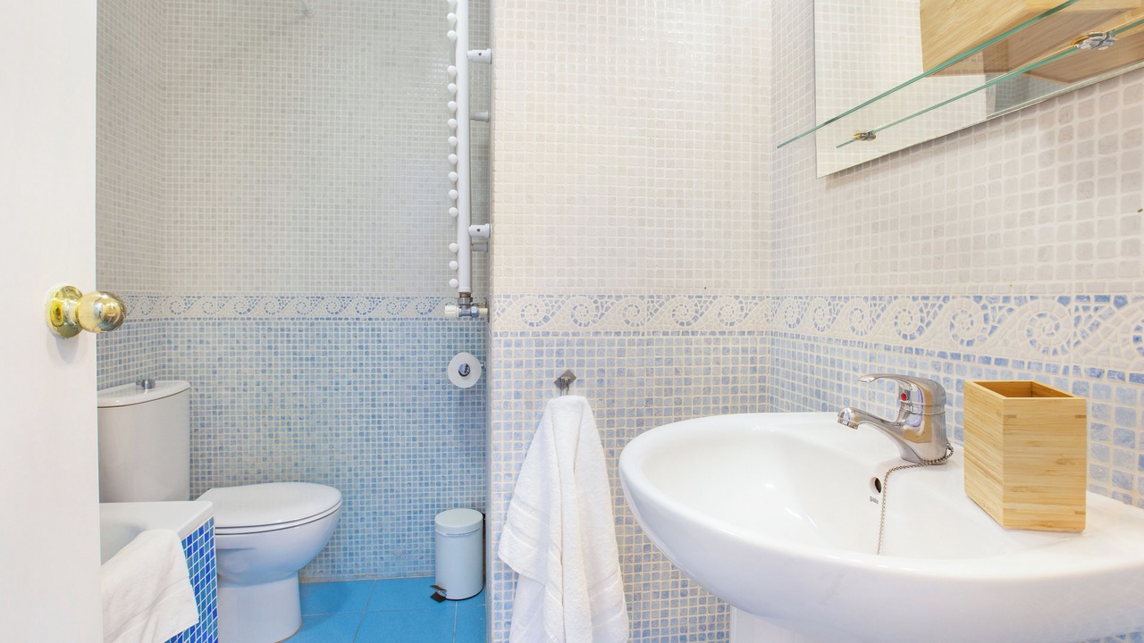 Photo of Bathroom in El Poble-sec