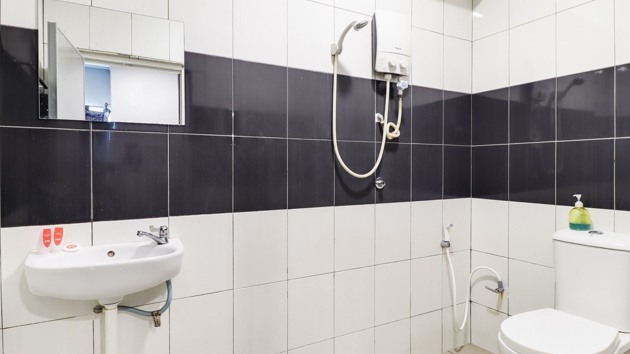 Photo of Bathroom in Batu Caves