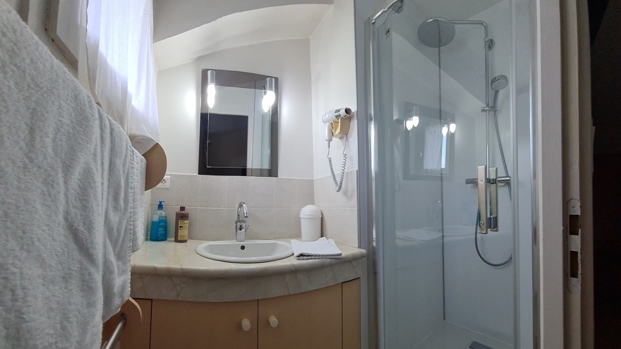 Photo of Bathroom in Remoncourt