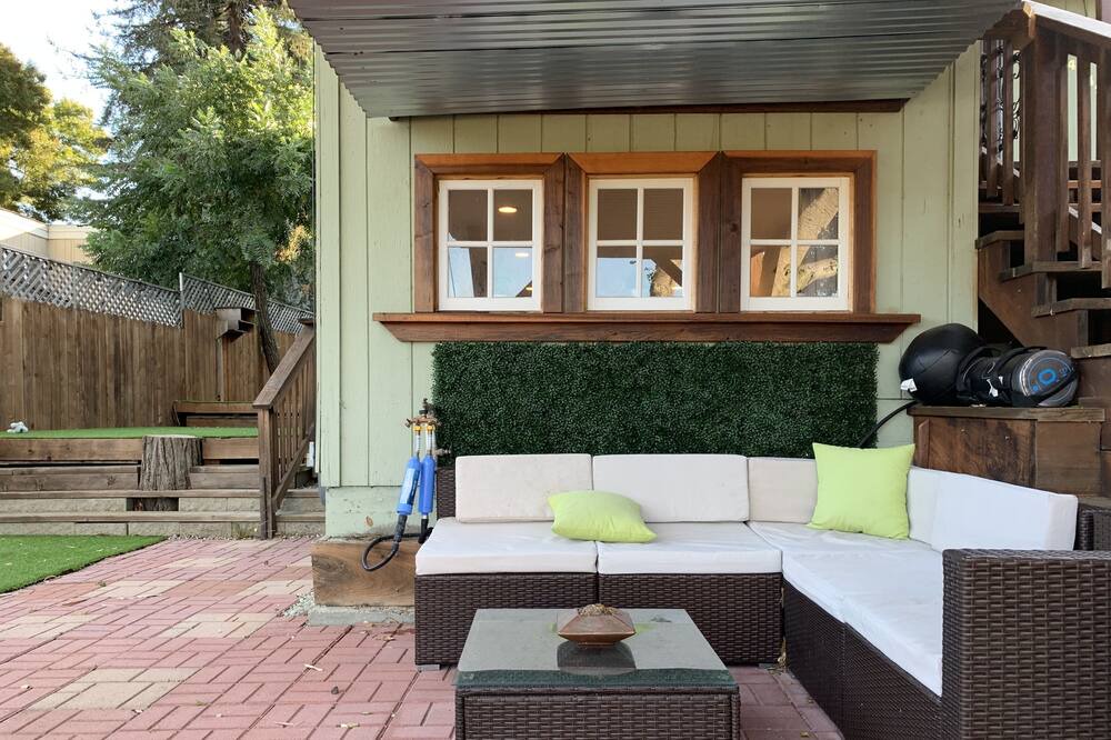 Photo of Patio Balcony in Redwood Heights