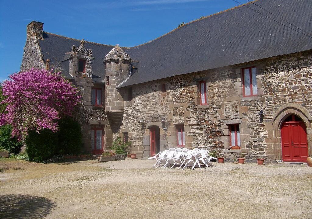 Photo of Outdoor in Roz-Landrieux