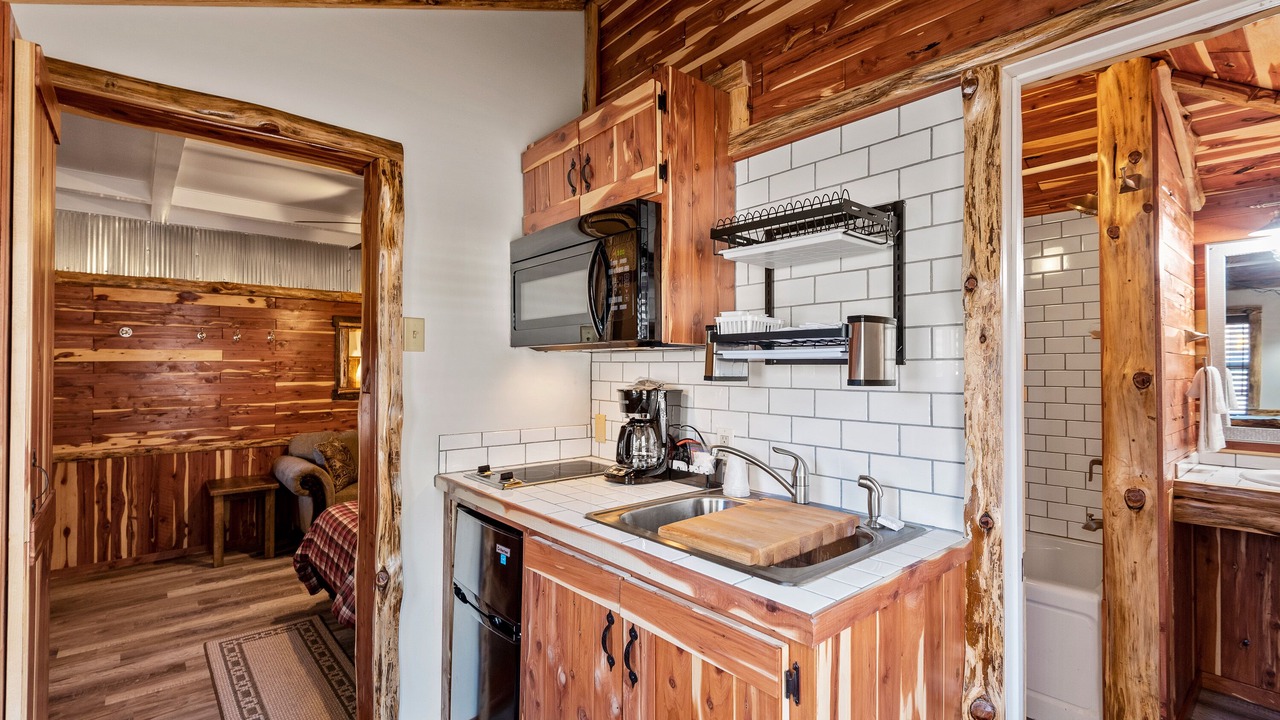 Photo of Bedroom in Eureka Springs Historic District