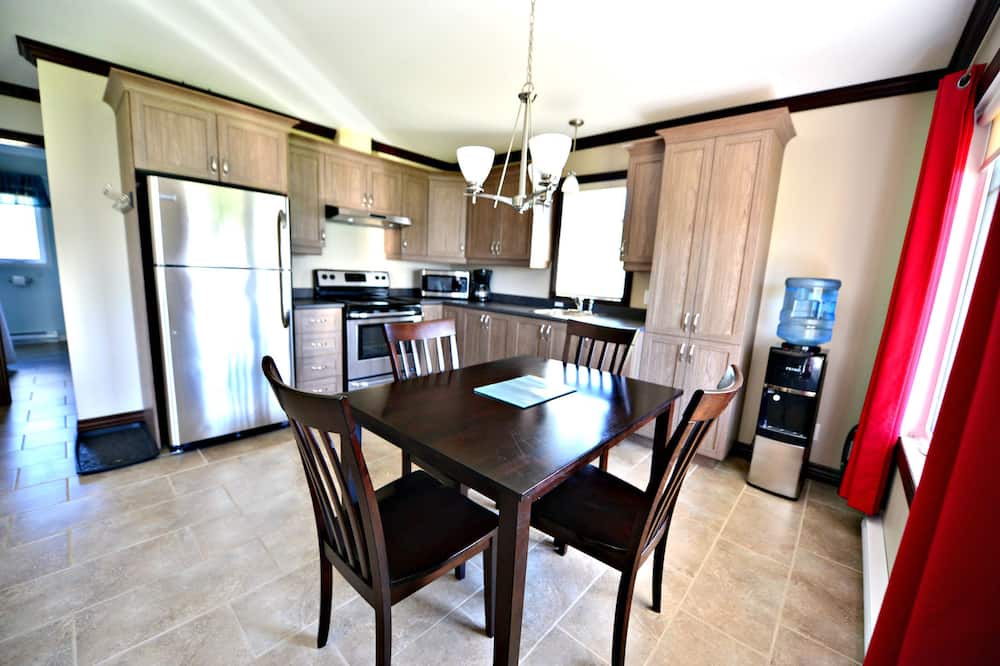 Photo of Kitchen in Miguasha-Ouest