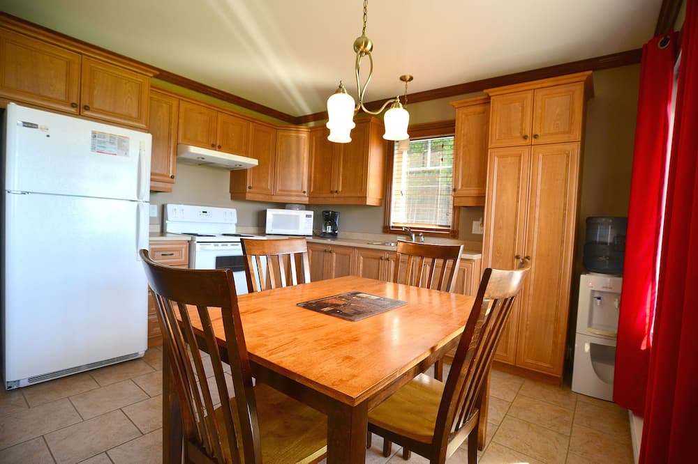 Photo of Kitchen in Miguasha-Ouest
