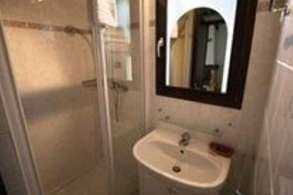 Photo of Bathroom in Urdax