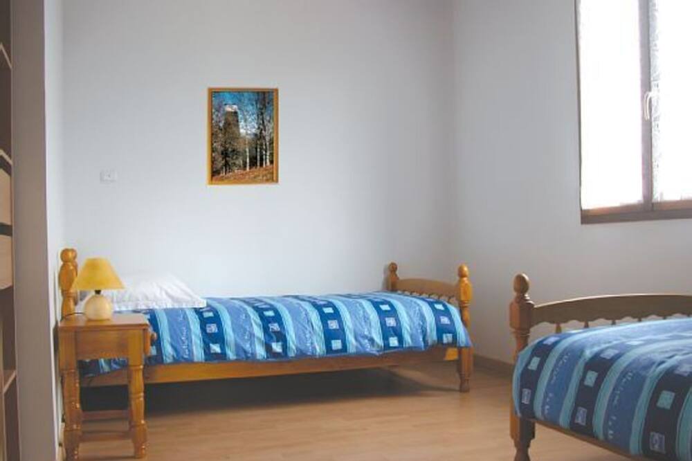 Photo of Bedroom in Urdax