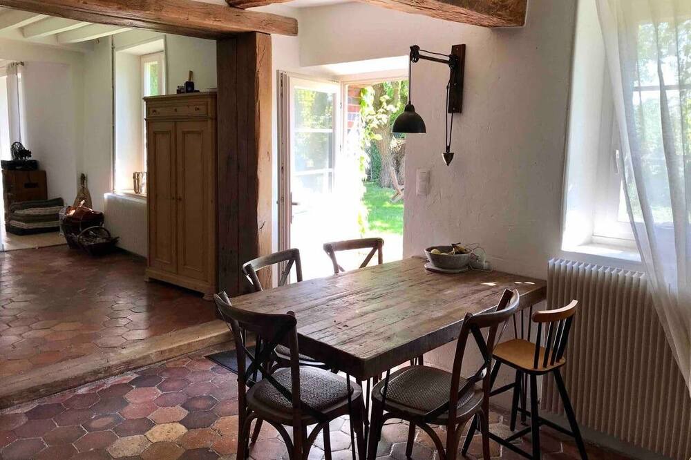 Photo of Kitchen in Saint-Martin-de-Nigelles