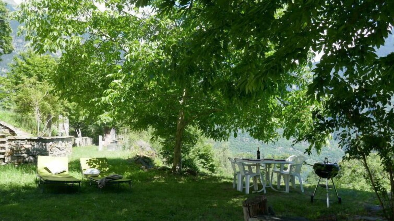 Photo of Outdoor in Semione