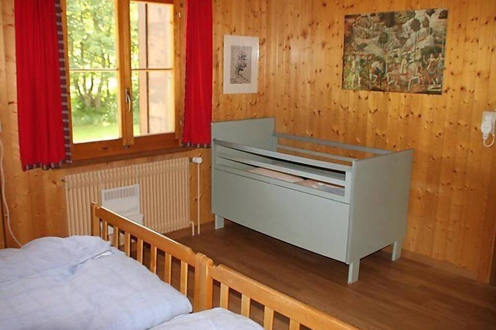 Photo of Bedroom in Saanenmoeser