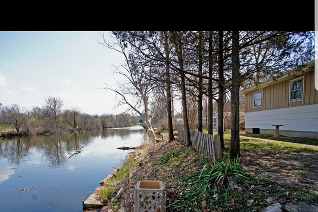 Photo of Outdoor in Pistakee Highlands