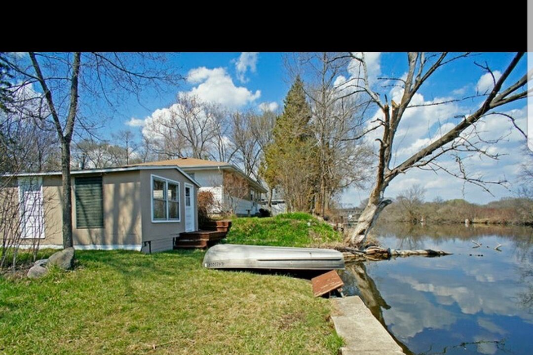Photo of Outdoor in Pistakee Highlands