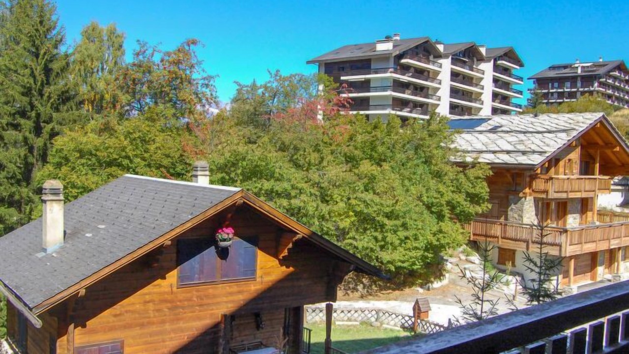 Photo of Outdoor in Saint-Pierre-de-Clages