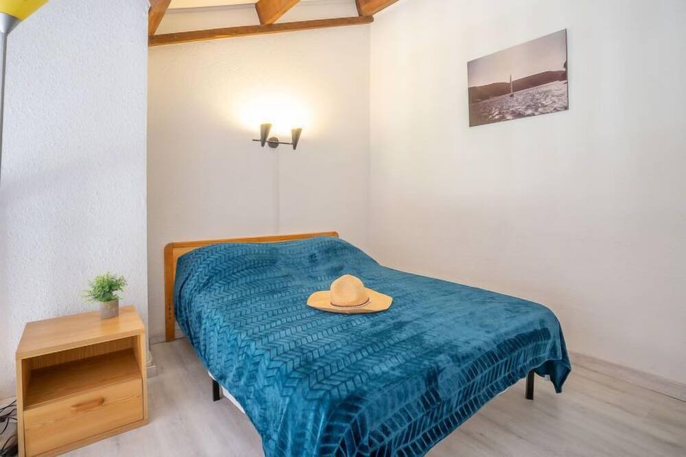 Photo of Bedroom in Les Arenes