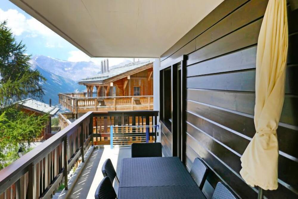 Photo of Patio Balcony in Saint-Pierre-de-Clages