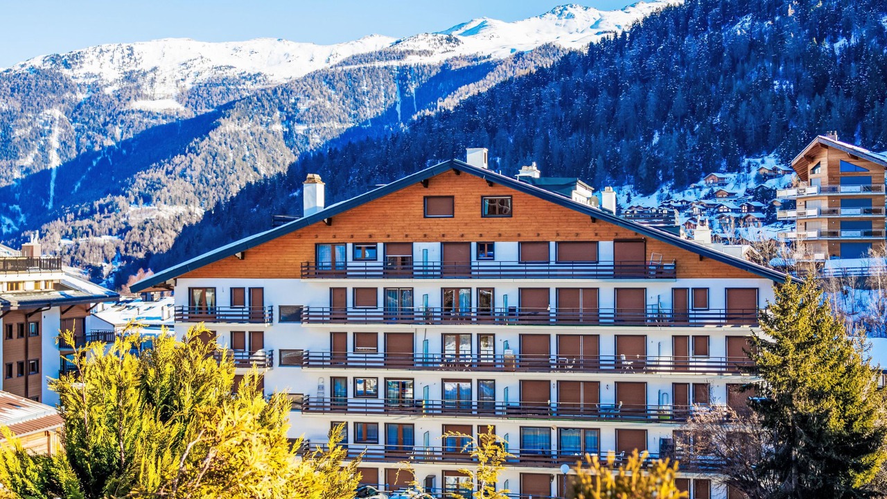 Photo of Outdoor in Saint-Pierre-de-Clages