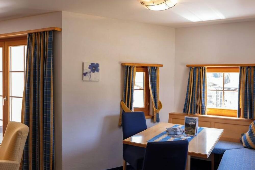 Photo of Bedroom in Zuoz